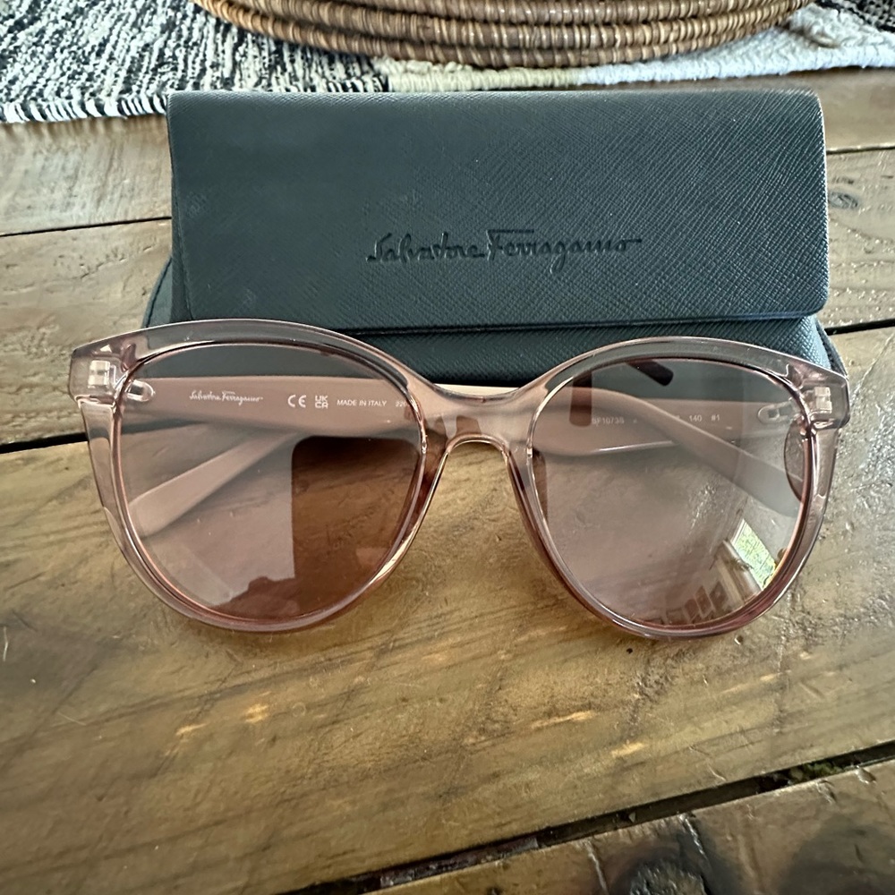 Salavatore Ferragamo Women’s sunglasses